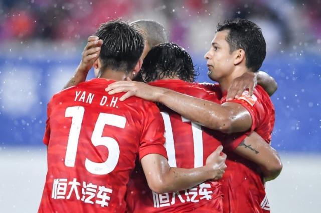 星空官网-【中超]】艾克森破门+造乌龙 广州队2比0深圳获首胜