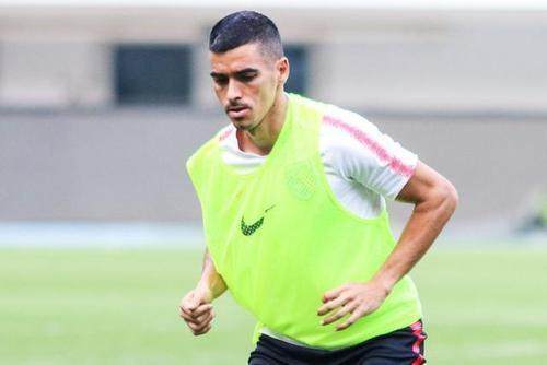 星空体育APP-【热身】吉翔替补出战莱昂纳多斩2球 泰山3比2昆山