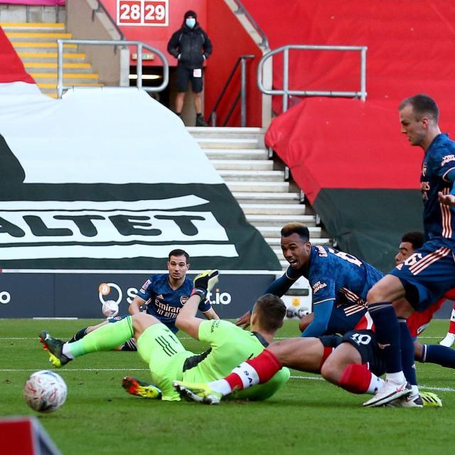 1611415196091084259.jpg 3000.jpg